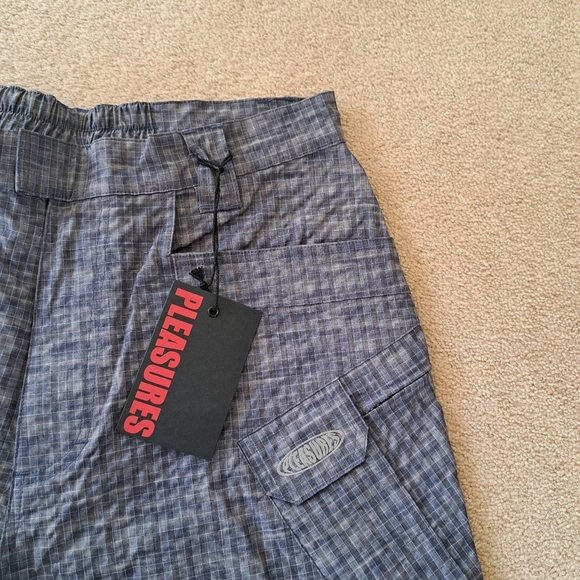 Pleasures Mens Shorts Blue Oval Tactical Cargo Shorts Check Pattern Size Medium - Picture 5 of 15